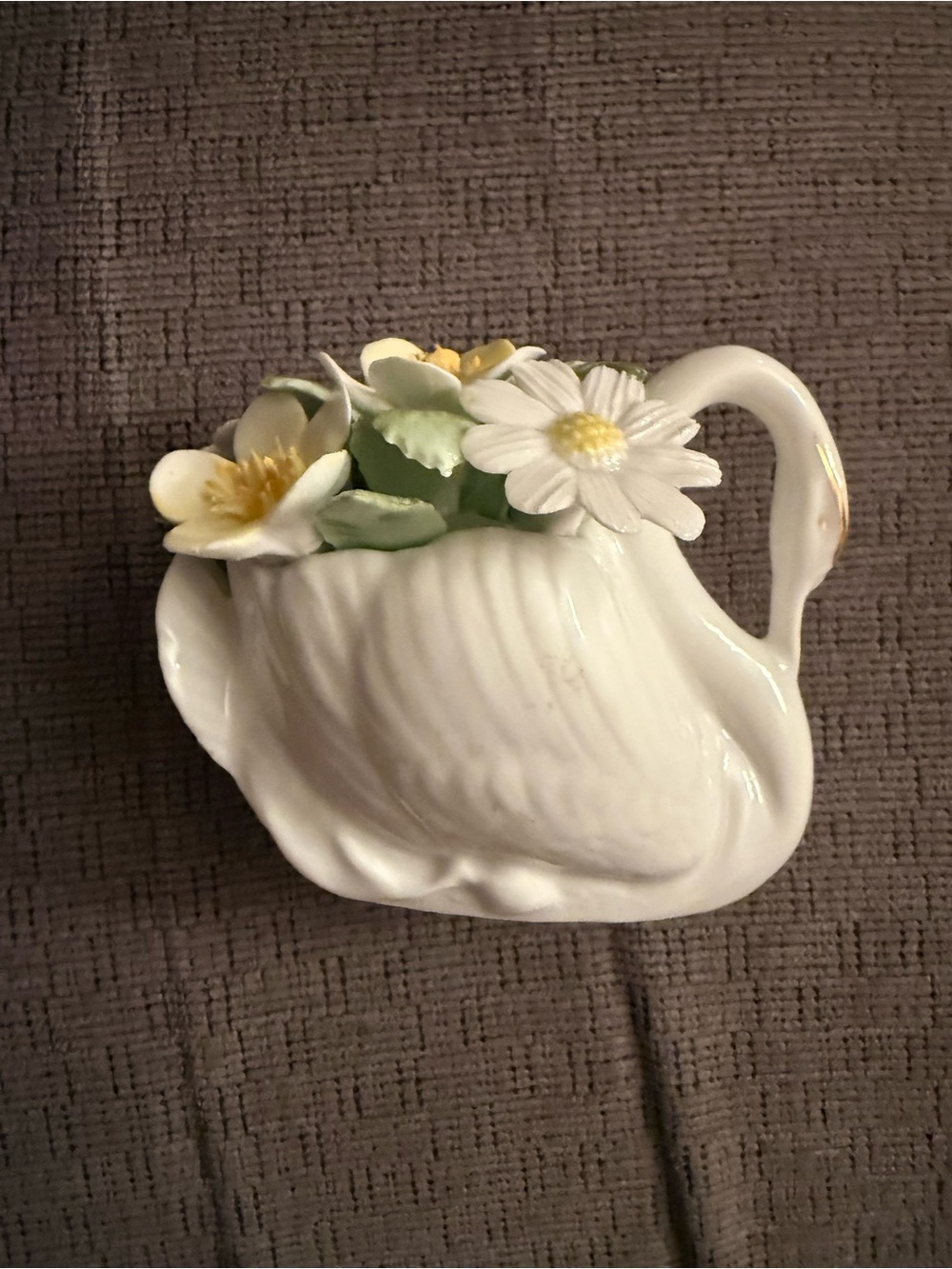 Royal Doulton White Ceramic Swan with Yellow Floral Arrangement